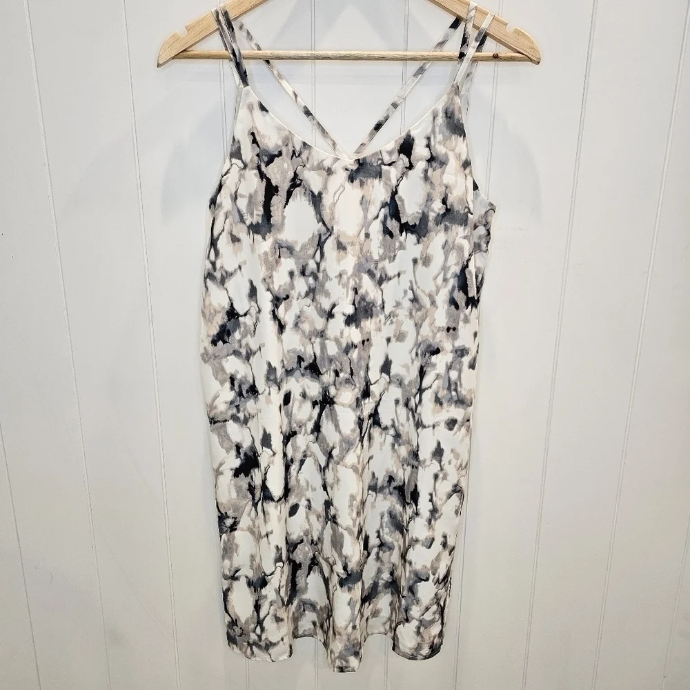 Olive and Oak Dress Women’s Size S NWT Mini Slip On Lined Summer Wedding - Picture 3 of 5